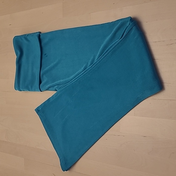 EUC Urban Outfitters Fold Fown Fit n' Flare Fold Down Pants - Picture 14 of 15